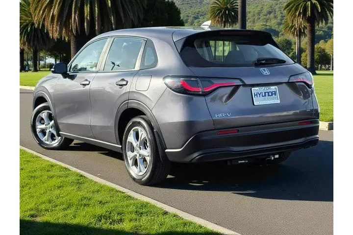 $23500 : Honda HR-V 2024 LX 4dr Cross image 7