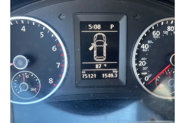 $9593 : Volkswagen Tiguan Limited 20 image 5