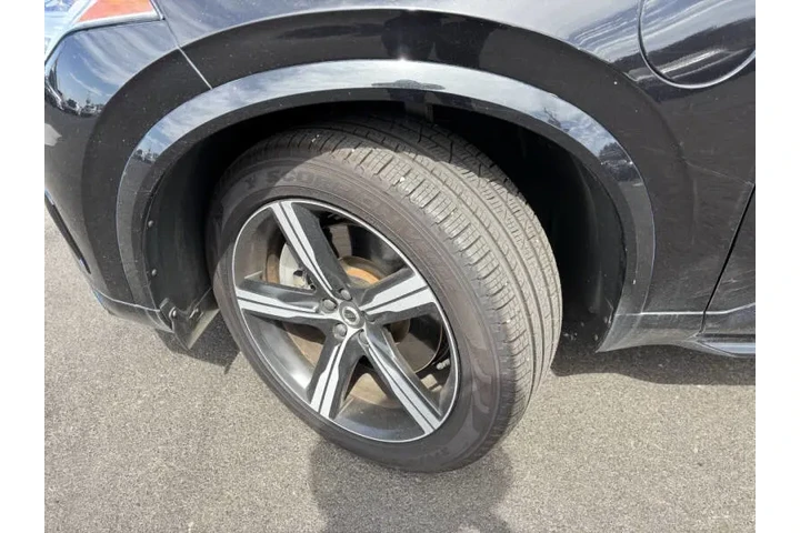 $30995 : 2018 XC90 T8 eAWD R-Design image 3