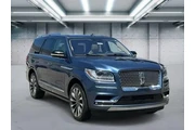 $34995 : Lincoln Navigator 2020 4x4 R thumbnail
