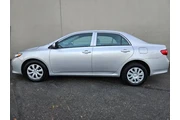 $7999 : 2010 Corolla LE thumbnail