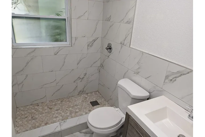 $1400 : 3 Recamaras 1 Baño image 5