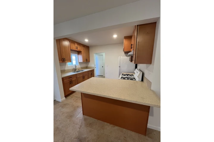 $2100 : House for rent image 5