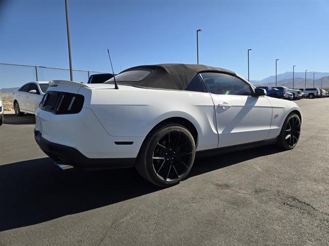 $17901 : Pre-Owned 2010 MUSTANG GT image 4