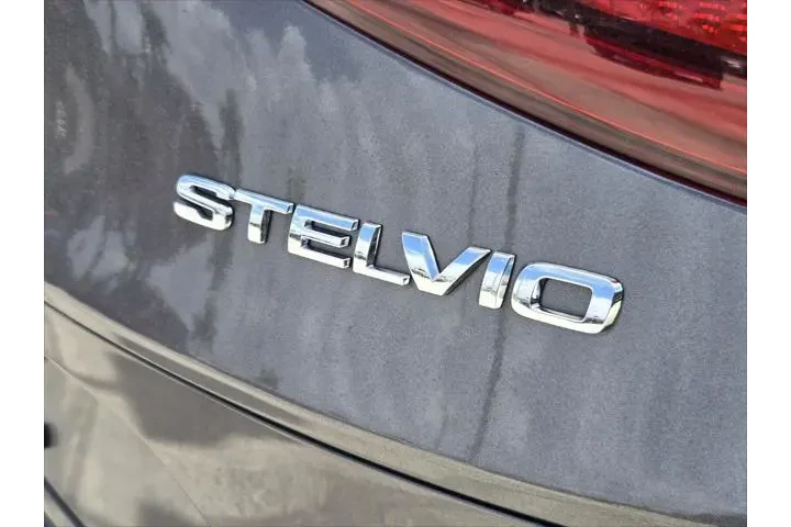 $23665 : Alfa Romeo Stelvio 2023 Spri image 10