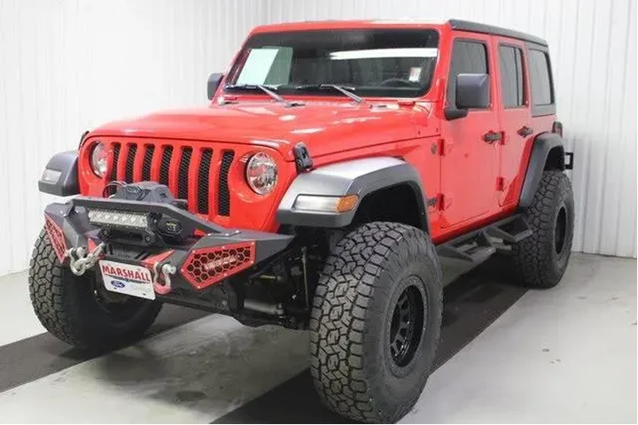 Jeep Wrangler 2023 4x4 Sport image 3