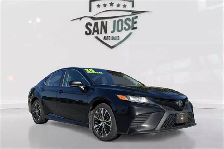 $19830 : 2020 TOYOTA CAMRY SE SEDAN 4D image 1