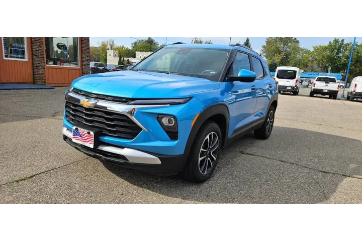 $26990 : 2025 TrailBlazer LT image 3