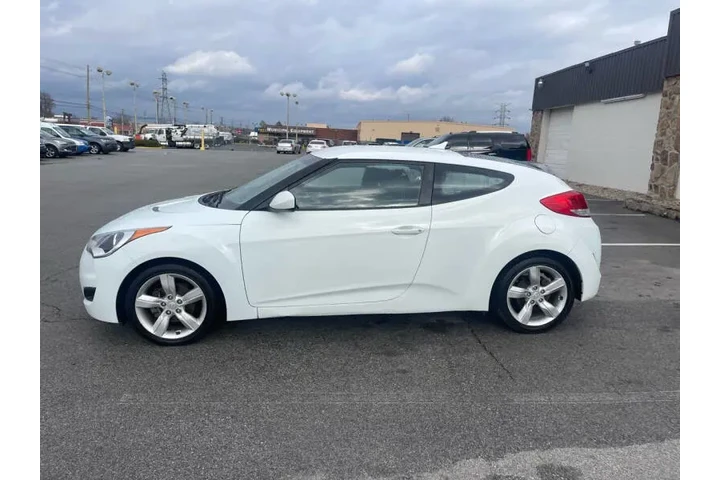 $5550 : 2015 Veloster image 4