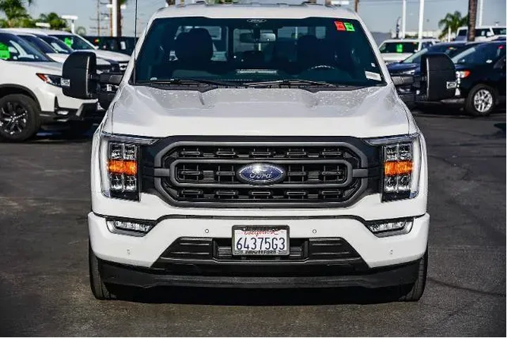 $29979 : Ford F-150 2021 4x2 XLT 4dr image 2