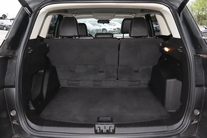 $9949 : 2017 Escape SE FWD image 9