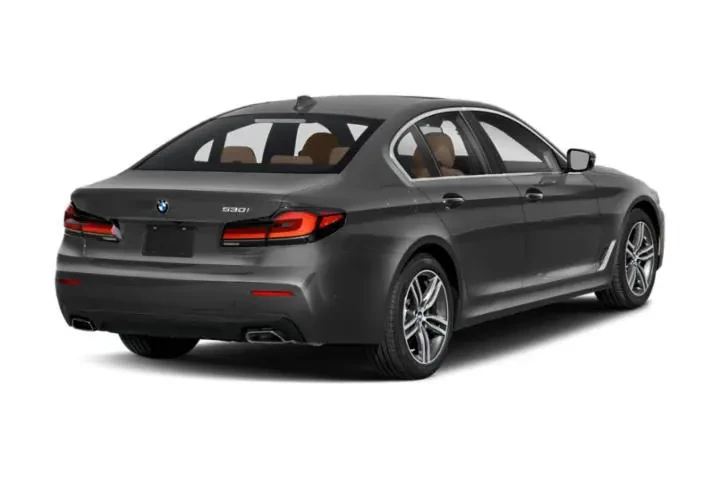 $33943 : BMW 5 Series 2022 AWD 530i x image 1