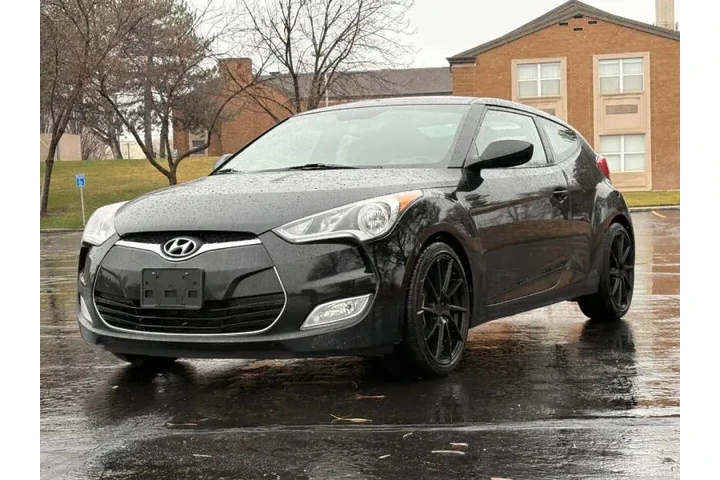 $7900 : 2017 Veloster Value Edition image 3