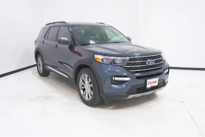 $27995 : Ford Explorer 2022 XLT 4dr S image 3