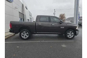 $22500 : Ram 1500 2017 4x4 SLT 4dr Cr thumbnail