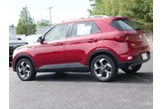 $18295 : Hyundai VENUE 2023 Limited 4 thumbnail