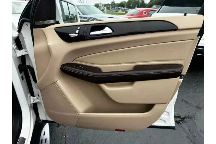 $18995 : 2018 GLE image 2