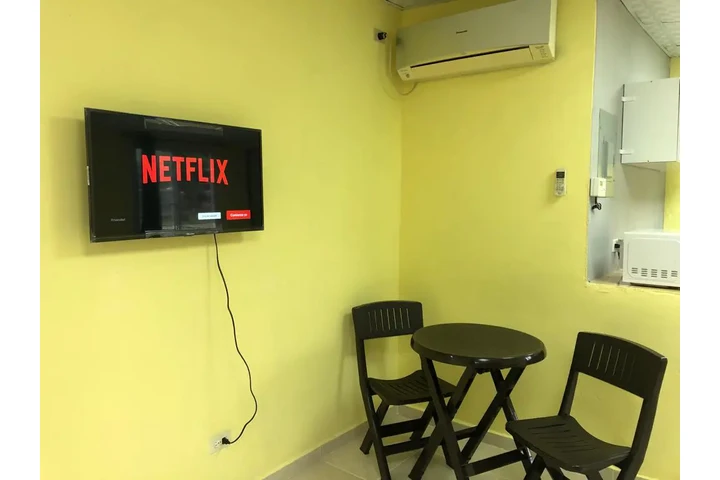 $350 : Cuarto Estudio para solter@ image 4