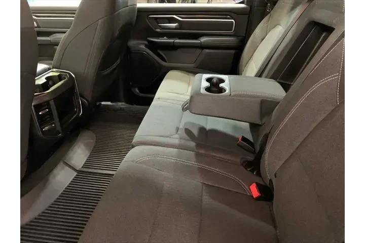 $32975 : Ram 1500 2019 4x4 Big Horn 4 image 9