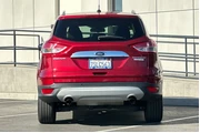 $15500 : Ford Escape 2016 Titanium 4d thumbnail