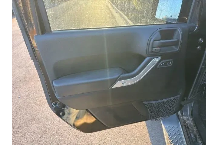 $21000 : Jeep Wrangler Unlimited 2017 image 8