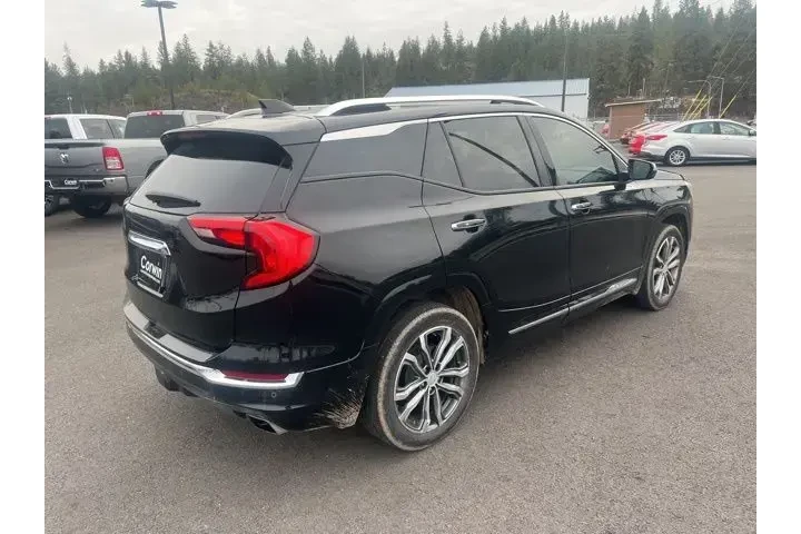 $21489 : GMC Terrain 2019 4x4 Denali image 3