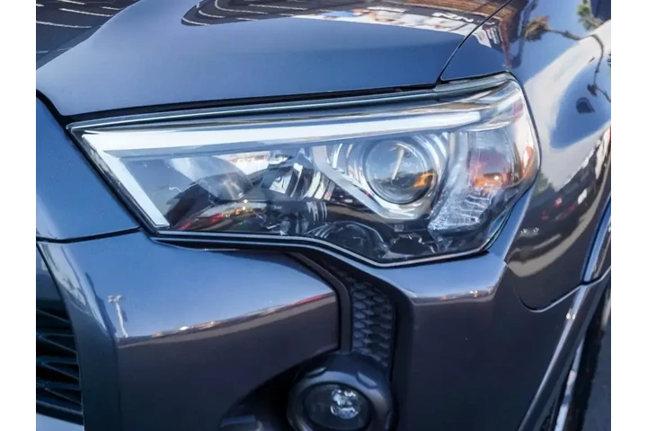 $31222 : Toyota 4Runner 2020 4x2 SR5 image 5