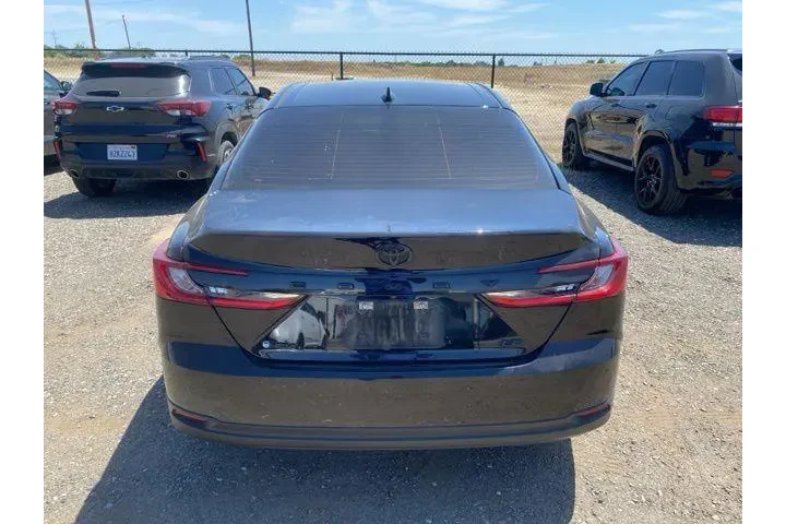 $25900 : Toyota Camry 2025 SE 4dr Sed image 5