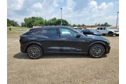 $32889 : Ford Mustang Mach-E 2024 AWD thumbnail