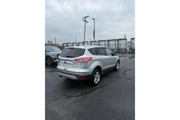 $10984 : Ford Escape 2014 SE 4dr SUV image 3