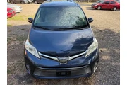 $13995 : 2018 Sienna thumbnail