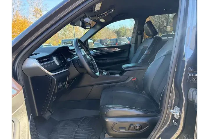 $31550 : Jeep Grand Cherokee 2022 4x4 image 9