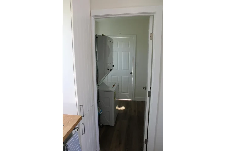 $1200 : Jefferson Park Renta 2 -1 image 3