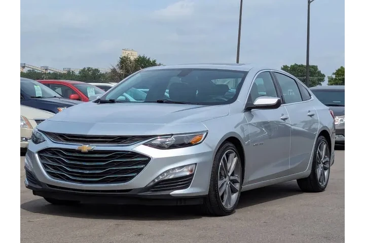 $15987 : 2021 Malibu LT image 8
