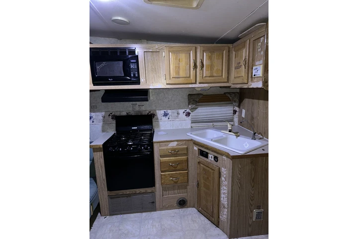 $1100 : Traila de renta image 1