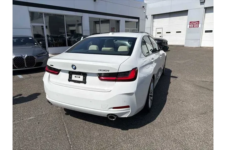 $36494 : BMW 3 Series 2023 AWD 330i x image 6