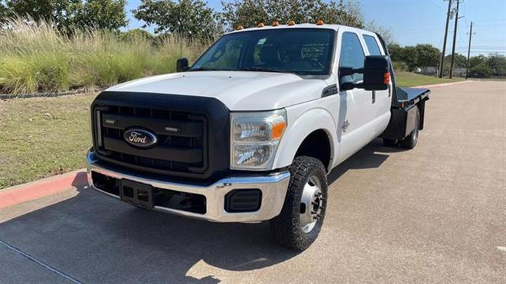 $31950 : 2012 FORD F350 SUPER DUTY CRE image 2