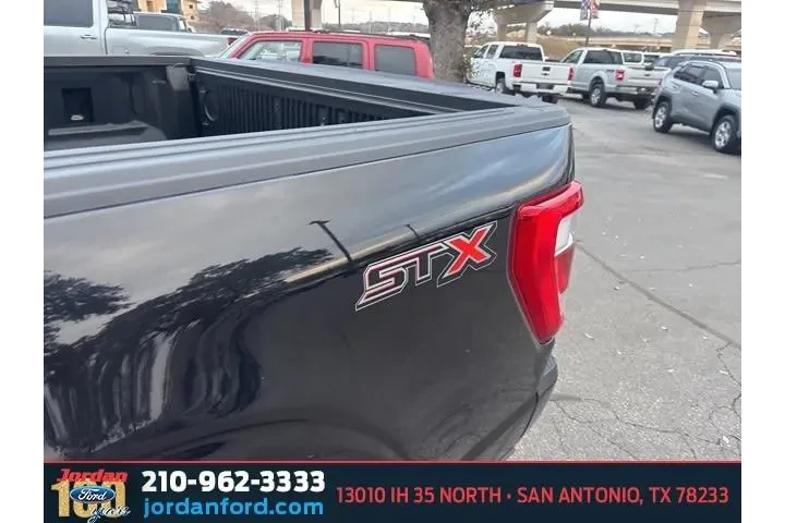 $32788 : Ford F-150 2023 4x2 XL 4dr S image 5