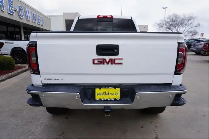 $34889 : GMC Sierra 1500 2016 4x4 SLT image 5