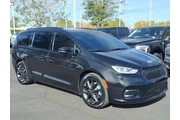 Chrysler Pacifica 2022 Limit