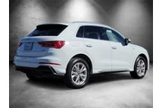 $24110 : Audi Q3 2022 AWD quattro S l thumbnail