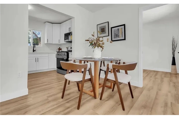 $2600 : Your dream house awaits you.. image 2