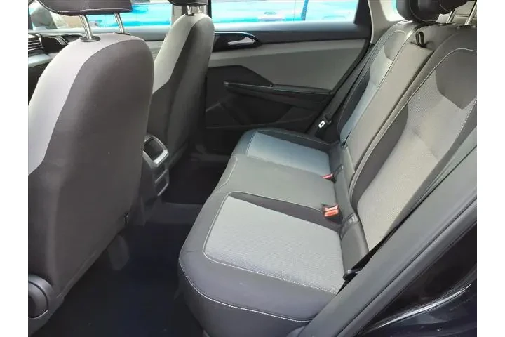 $19995 : Volkswagen Taos 2024 S 4dr S image 10