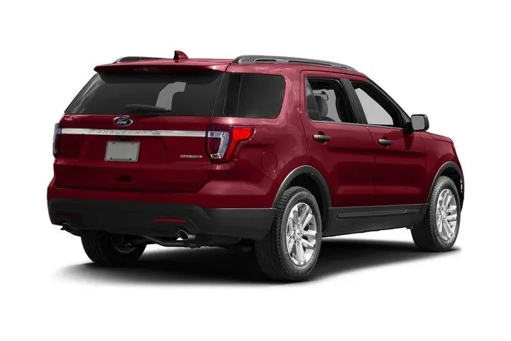 $10490 : Ford Explorer 2017 Base 4dr image 2