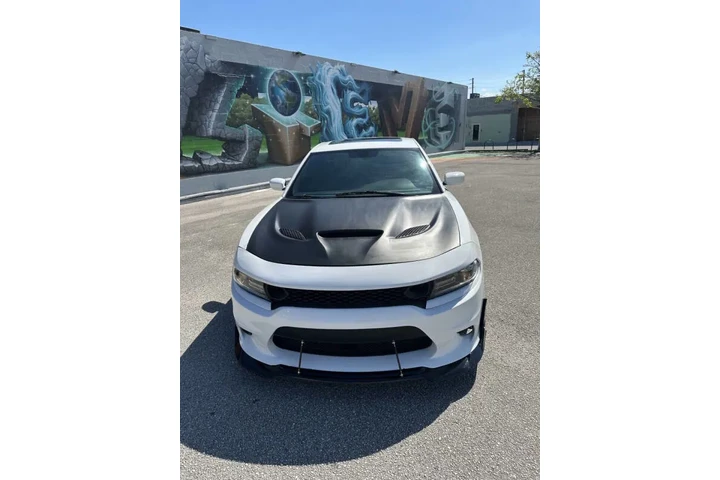 $8800 : 2012 Charger R/T Max image 3
