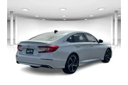$22998 : Honda Accord 2022 Sport 4dr thumbnail