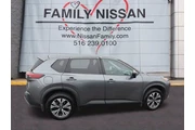 $22375 : Nissan Rogue 2022 AWD SV 4dr thumbnail