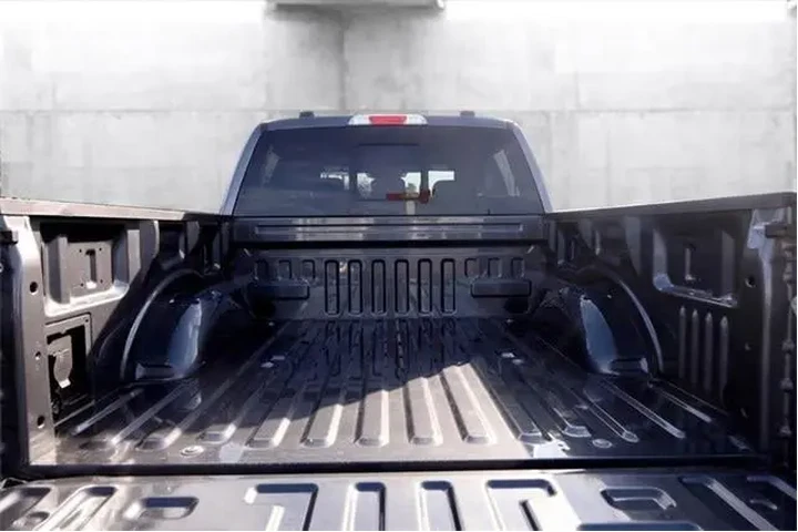 $36950 : Ford F-150 2022 4x4 Lariat 4 image 7