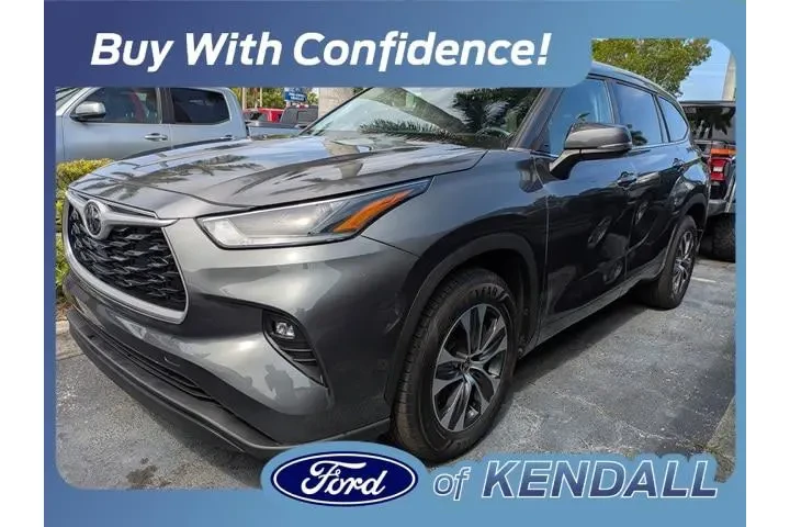 $33990 : Toyota Highlander 2022 XLE 4 image 1