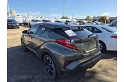 $20981 : Toyota C-HR 2021 XLE 4dr Cro thumbnail